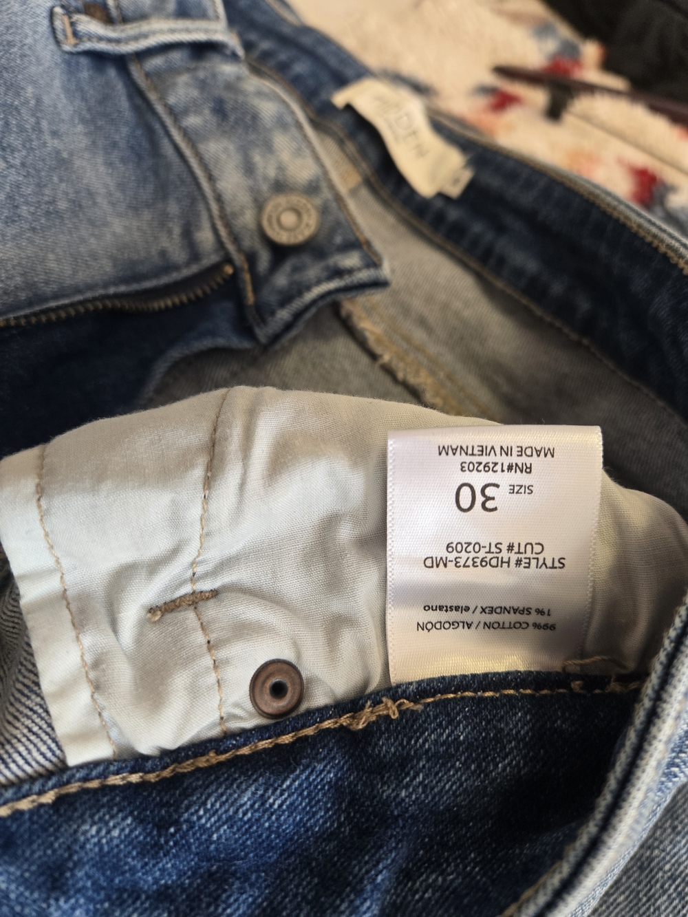 Womens Wide Leg Hidden Jeans - Size 30